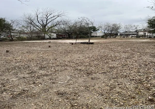 Photo 1 of Land for sale at 549 S Camp St, Uvalde, TX 78801 | MLS# 1833287 | Listing updated on 2026-07-13