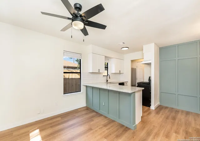 Photo 3 of Single family home for sale at 1111 Hidalgo, San Antonio, TX 78207 | MLS# 1833335 | Listing updated on 2025-03-18