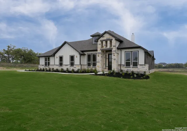 image of 10868 Chestnut Warbler, New Braunfels, TX 78132 | MLS# 1833403