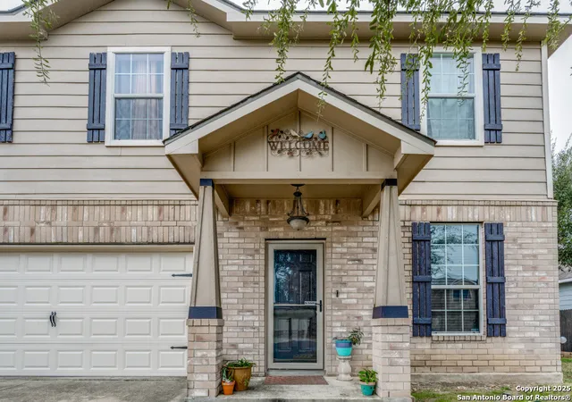 Photo 2 of Single family home for sale at 7546 Derby Vista, Schertz, TX 78154 | MLS# 1833635 | Listing updated on 2025-10-14