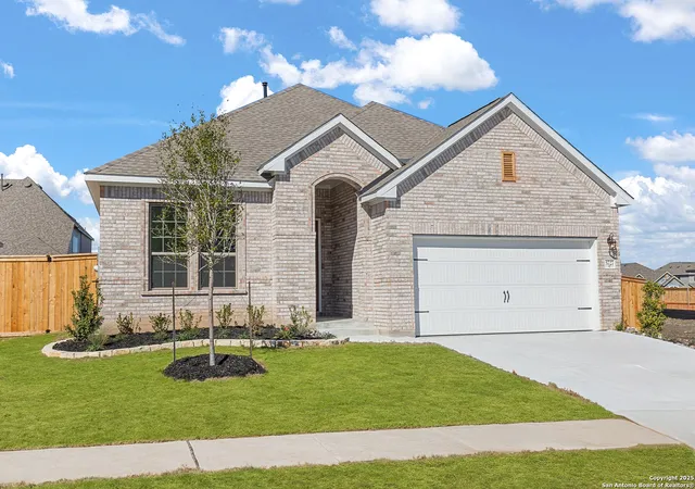 Photo 4 of Sale Pending at 5727 Tug Point, New Braunfels, TX 78130 | MLS# 1834043 | Listing updated on 2026-02-09
