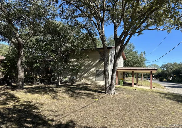 4th image of 701 Fannin, Kenedy, TX 78119 | MLS# 1834218