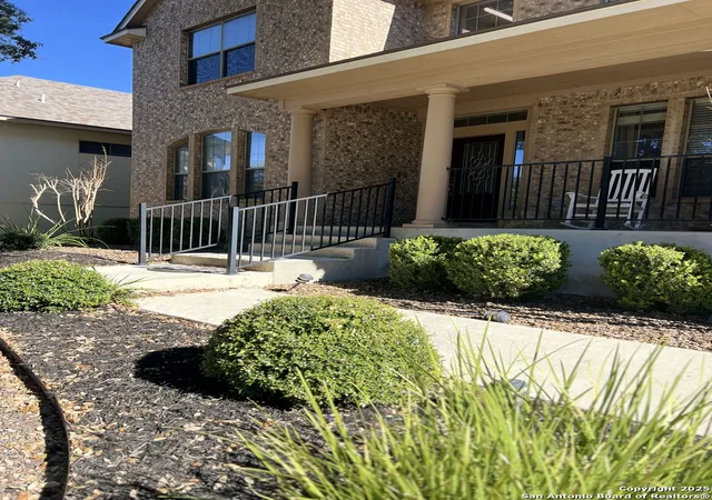 Photo 2 of Sale Pending at 25018 Kiowa Creek, San Antonio, TX 78255 | MLS# 1834682 | Listing updated on 2025-10-07