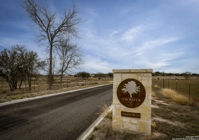 Photo 1 of Land for sale at 0 Oakwater, San Antonio, TX 78249 | MLS# 1834838 | Listing updated on 2025-06-20