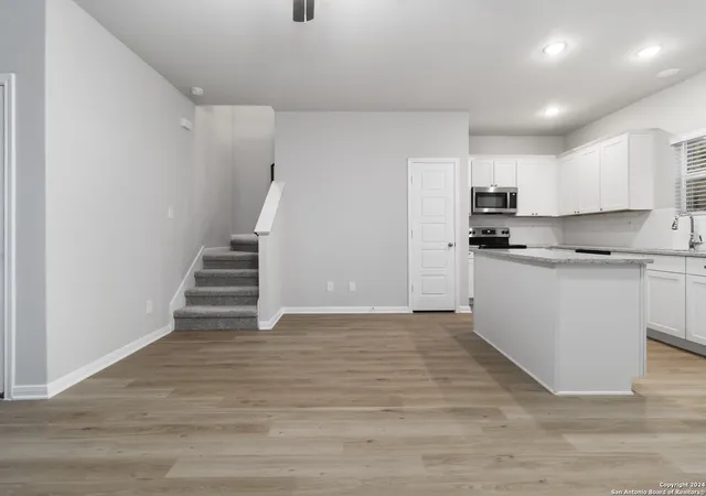 Photo 4 of House for sale at 13311 Stadium Cvs, San Antonio, TX 78249 | MLS# 1835132 | Listing updated on 2025-03-04