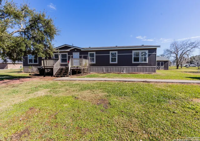 2nd image of 94 County Road 148, Lampasas, TX 77414 | MLS# 1835338