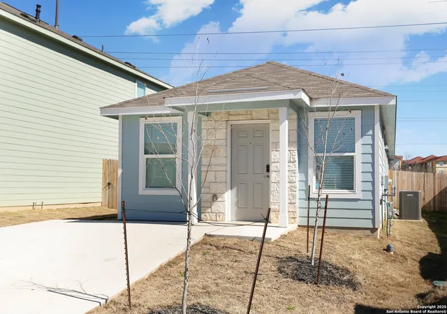 Photo 3 of Single family home for sale at 9454 Tarbutton Trail, San Antonio, TX 78211 | MLS# 1835732 | Listing updated on 2025-12-16