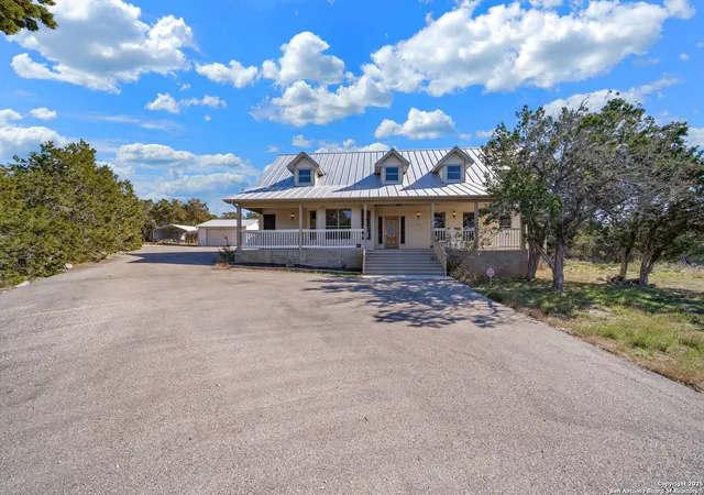 2nd image of 1164 Stoneyridge Dr, Canyon Lake, TX 78133 | MLS# 1835879
