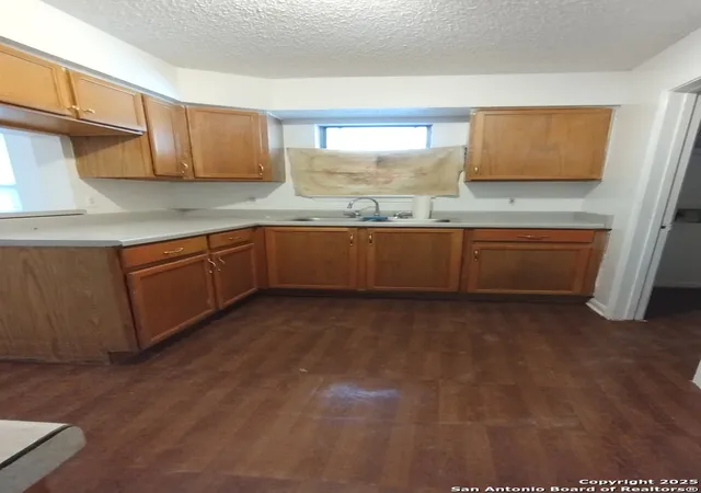 4th image of 116 Flann Aly, San Antonio, TX 78207 | MLS# 1835985