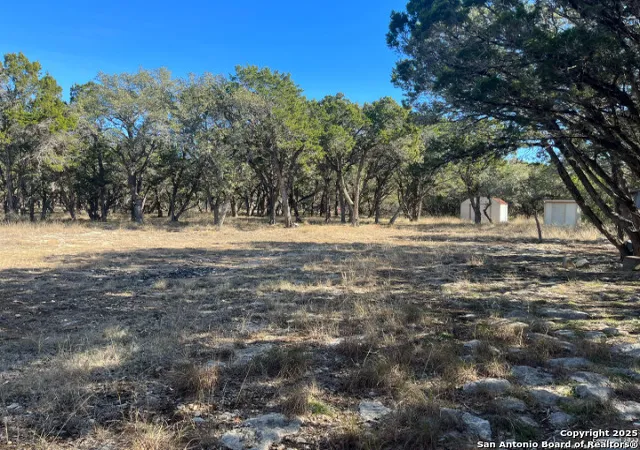 5th image of 1121 Northlake Dr, Lakehills, TX 78063 | MLS# 1836057