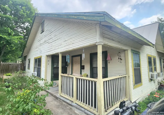 Homes for sale in San Antonio, TX | 1419 W Summit Ave, San Antonio, TX 78201 | MLS# 1836262