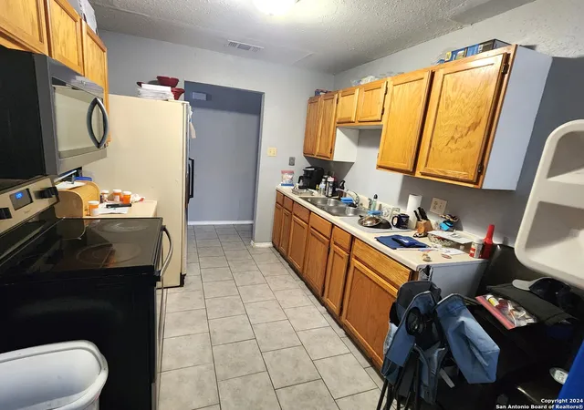 Homes for sale in San Antonio, TX | 1415 W Summit Ave, San Antonio, TX 78201 | MLS# 1836271