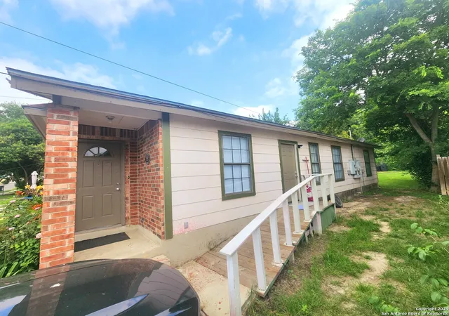 Homes for sale in San Antonio, TX | 1415 W Summit Ave, San Antonio, TX 78201 | MLS# 1836271