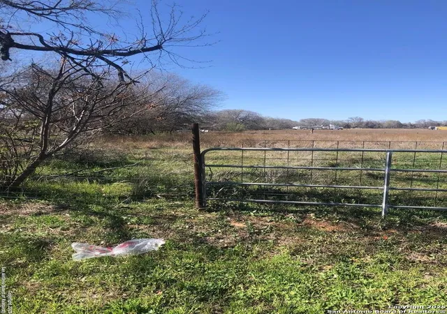 Photo 3 of Land for sale at 000 Tbd Jarratt/tondre Rd, Atascosa, TX 78002 | MLS# 1836390 | Listing updated on 2026-06-30