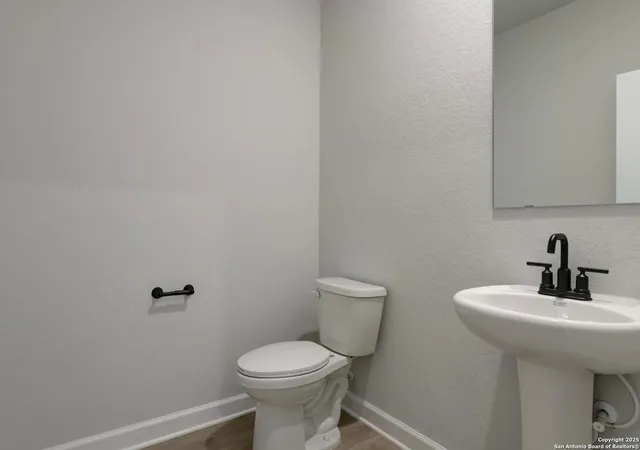 Photo 4 of Sale Pending at 12820 Hills Plains Dr, Schertz, TX 78108 | MLS# 1836444 | Listing updated on 2025-06-02