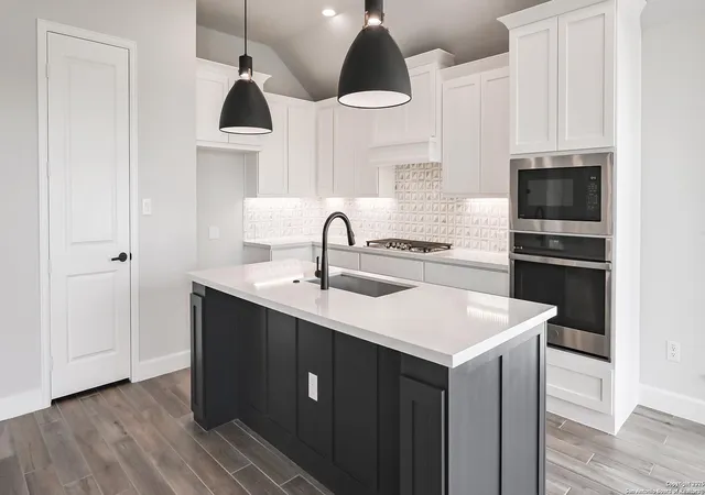 1st image of 606 Inner Path, New Braunfels, TX 78132 | MLS# 1836575