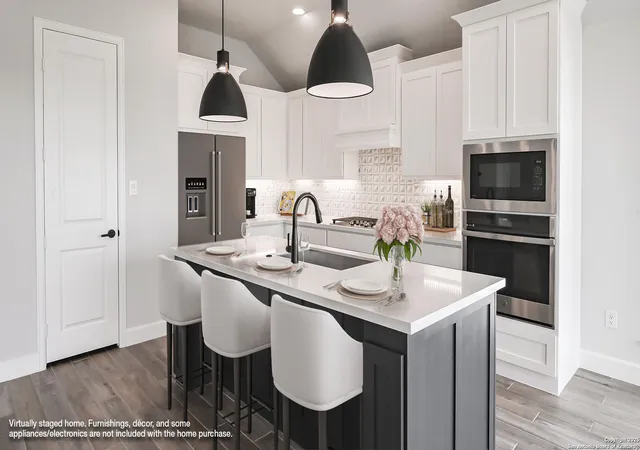 2nd image of 606 Inner Path, New Braunfels, TX 78132 | MLS# 1836575