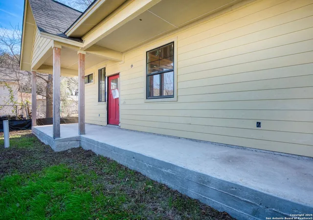 Photo 1 of Condo for sale at 309 Oertli Ln #B, Austin, TX 78753 | MLS# 1836597 | Listing updated on 2025-12-04