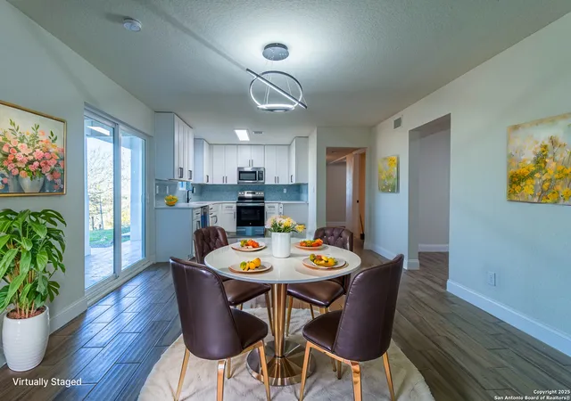 Photo 3 of Single family home for sale at 6715 E Queens Crown St, Live Oak, TX 76550 | MLS# 1836639 | Listing updated on 2025-02-27
