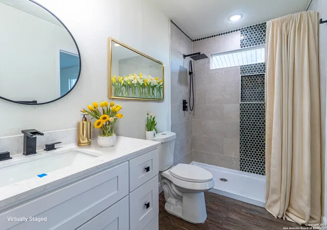 Photo 3 of Single family home for sale at 6715 E Queens Crown St, Live Oak, TX 76550 | MLS# 1836639 | Listing updated on 2025-02-27