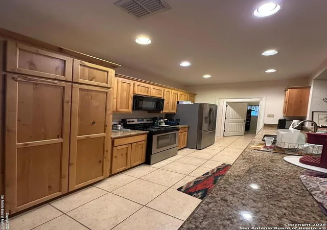 5th image of 200 Scenic Crest, Lakehills, TX 78063 | MLS# 1836859