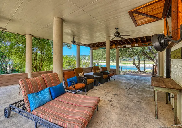5th image of 914 Pebble Beach Dr, Lakehills, TX 78063 | MLS# 1837227
