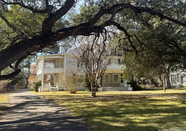 3rd image of 415 N Park Street, Uvalde, TX 78801 | MLS# 1837484