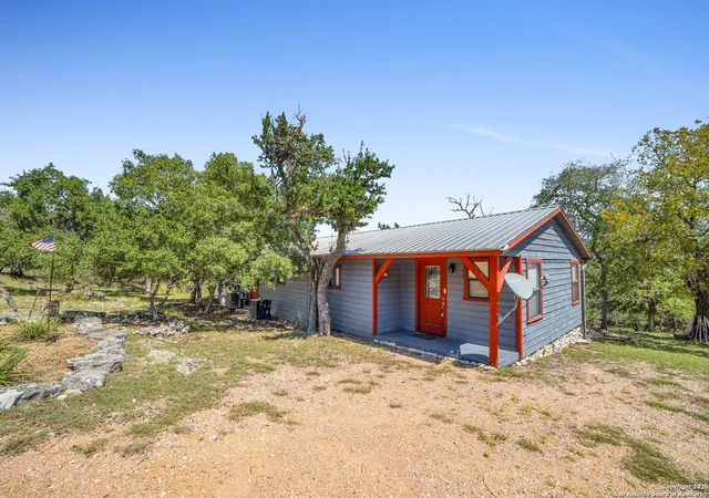 1st image of 117 Ancient Coast Rd, Fredericksburg, TX 78624 | MLS# 1838198