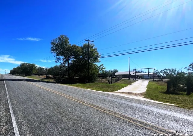 6th image of 11612 Loop 107, Adkins, TX 78101 | MLS# 1838484
