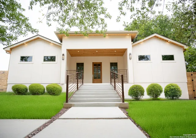Photo 1 of Single family home for sale at 301 Tuttle Rd, San Antonio, TX 78209 | MLS# 1838486 | Listing updated on 2026-01-31