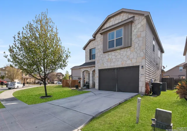 Photo 3 of Single family home for sale at 11614 Pelican Pass, San Antonio, TX 78221 | MLS# 1838509 | Listing updated on 2025-12-05