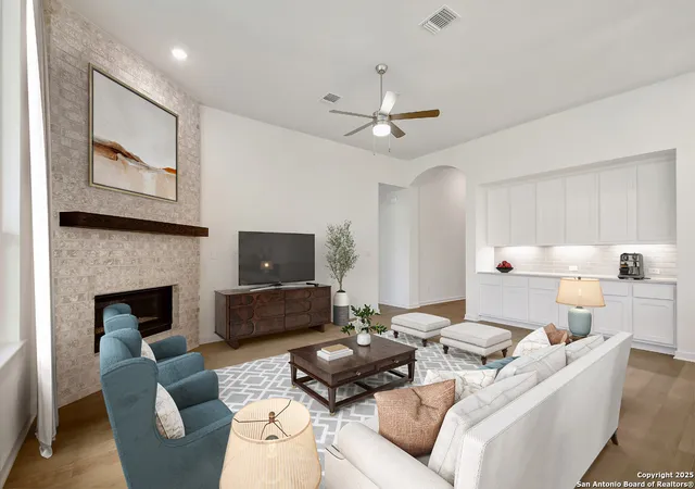 4th image of 420 Puppy Dog, San Marcos, TX 78666 | MLS# 1838710