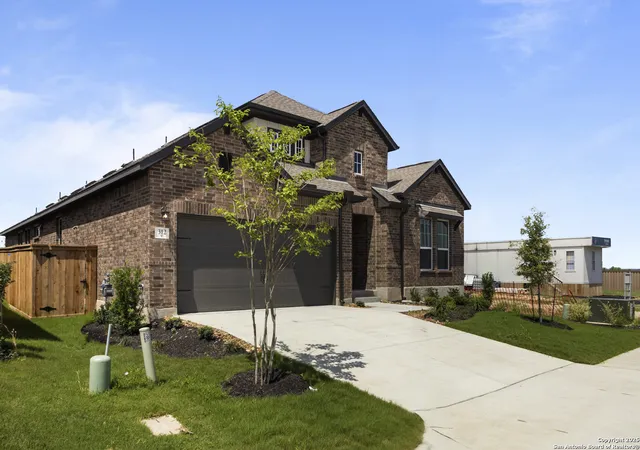 2nd image of 312 Hulda Trail, New Braunfels, TX 78130 | MLS# 1838791