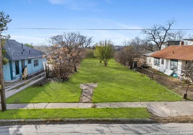 Photo 2 of Sale Pending at 1019 S Pine, San Antonio, TX 78210 | MLS# 1838889 | Listing updated on 2026-03-12
