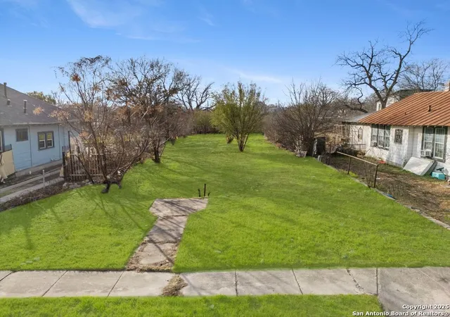 Photo 4 of Sale Pending at 1019 S Pine, San Antonio, TX 78210 | MLS# 1838889 | Listing updated on 2026-03-12