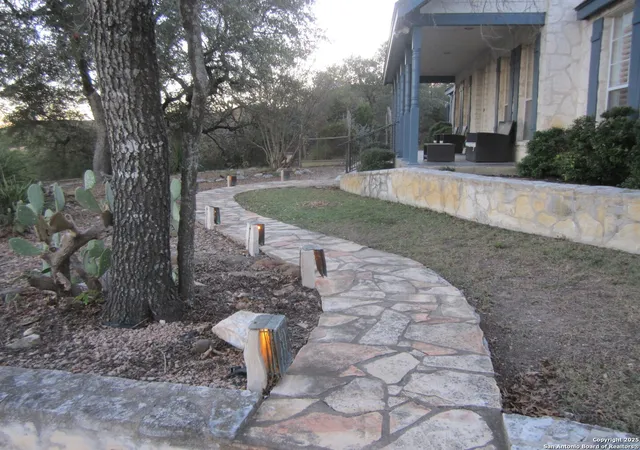 Photo 4 of Single family home for sale at 1100 Madrona Ridge Dr, Bandera, TX 78003 | MLS# 1838988 | Listing updated on 2026-06-06