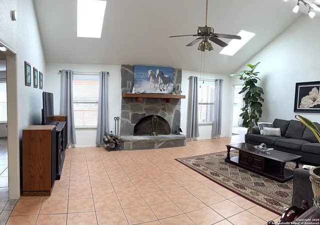 Photo 3 of Single family home for sale at 561 County Road 785, Natalia, TX 78059 | MLS# 1839150 | Listing updated on 2026-01-21