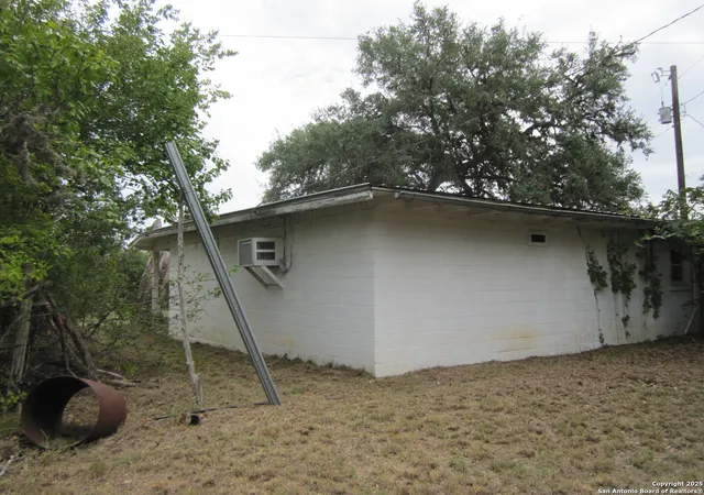 3rd image of 9303 S Hwy 173, Bandera, TX 78003 | MLS# 1839678
