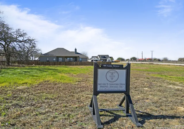 Photo 2 of Single family home for sale at 104 Laurel Heights, La Vernia, TX 78121 | MLS# 1839855 | Listing updated on 2025-02-16