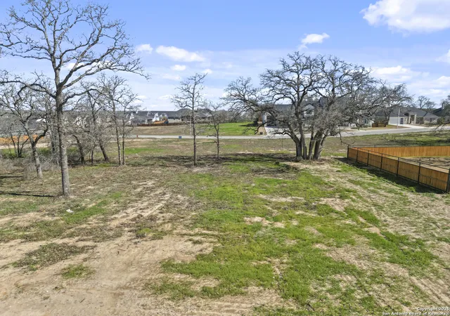 Photo 3 of Sale Pending at 173 W Magnolia Cir, La Vernia, TX 78121 | MLS# 1839856 | Listing updated on 2025-09-11