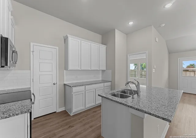 Photo 4 of Sale Pending at 1532 Golden Wheat, New Braunfels, TX 78132 | MLS# 1840031 | Listing updated on 2025-09-04