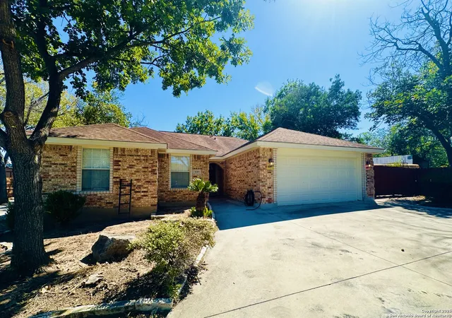 Photo 1 of Multi family home for sale at 5019 S State Hwy 123, Seguin, TX 78155 | MLS# 1840257 | Listing updated on 2025-04-11