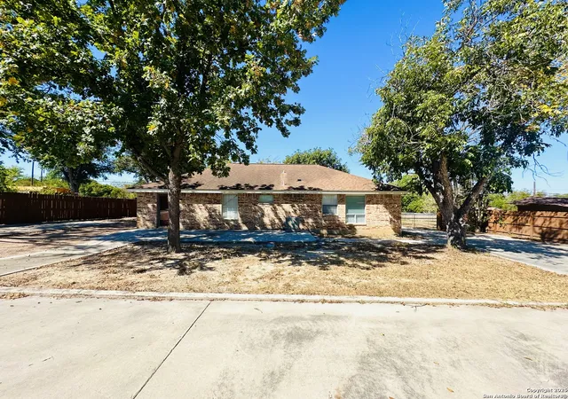 Photo 3 of Multi family home for sale at 5019 S State Hwy 123, Seguin, TX 78155 | MLS# 1840257 | Listing updated on 2025-04-11
