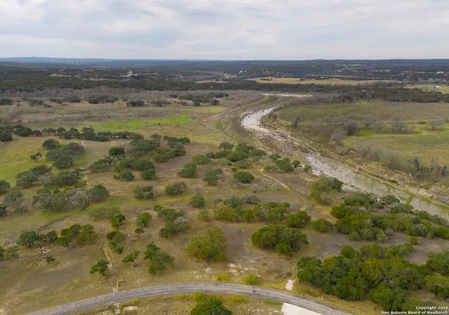 Photo 2 of Sale Pending at 341 River Cliff Pl, Spring Branch, TX 78070 | MLS# 1840367 | Listing updated on 2025-10-30