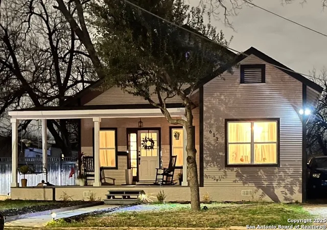 Photo 2 of Single family home for sale at 611 Barrett Pl, San Antonio, TX 78225 | MLS# 1840527 | Listing updated on 2025-11-25