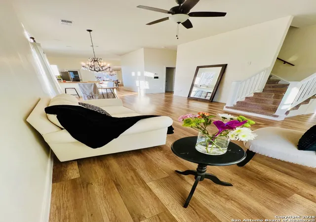Photo 1 of Single family home for sale at 611 Barrett Pl, San Antonio, TX 78225 | MLS# 1840527 | Listing updated on 2025-11-25