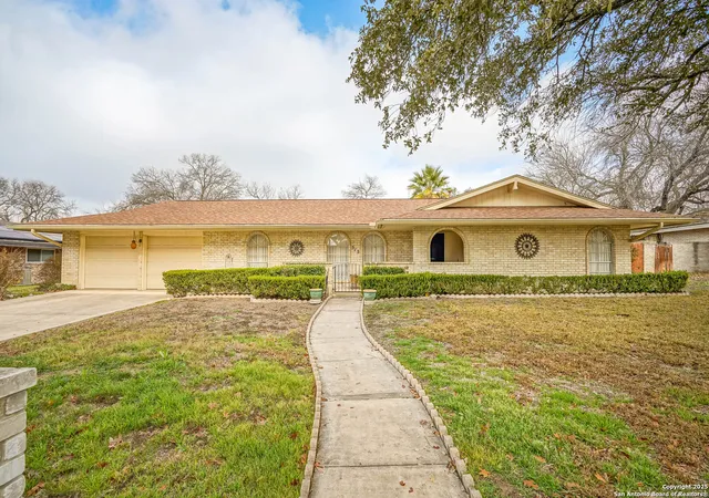 Photo 1 of Sale Pending at 513 Balfour, Windcrest, TX 78239 | MLS# 1840644 | Listing updated on 2025-12-31