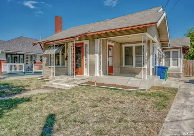 Photo 1 of Multi family home for sale at 1639 W Craig Pl, San Antonio, TX 78201 | MLS# 1840731 | Listing updated on 2025-09-05