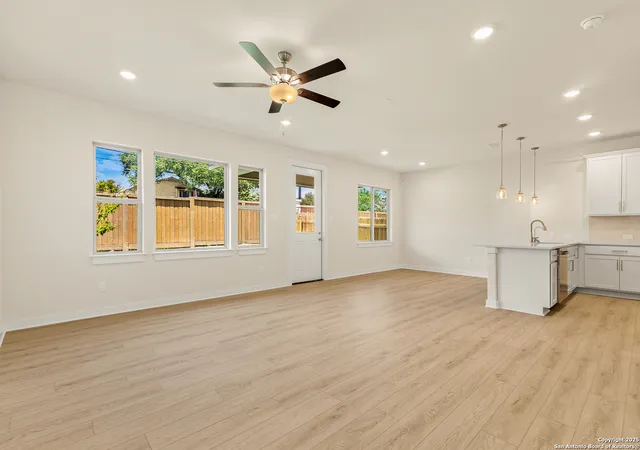 3rd image of 104 Tribus, Leon Valley, TX 78238 | MLS# 1840898