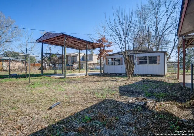 25th image of 349 Avenue C, Poteet, TX 78065 | MLS# 1840903